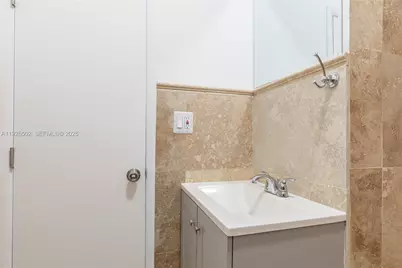 434 NW 110th St, Miami, FL 33168 - Photo 25