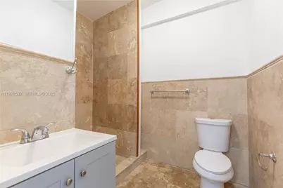 434 NW 110th St, Miami, FL 33168 - Photo 23