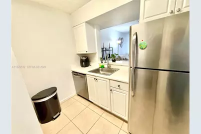 1341 SE 3rd Ave #102, Dania Beach, FL 33004 - Photo 5