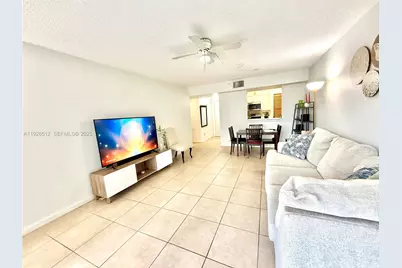 1341 SE 3rd Ave #102, Dania Beach, FL 33004 - Photo 11