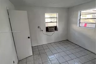 106 NW 3rd St, Hallandale Beach, FL 33009 - Photo 1