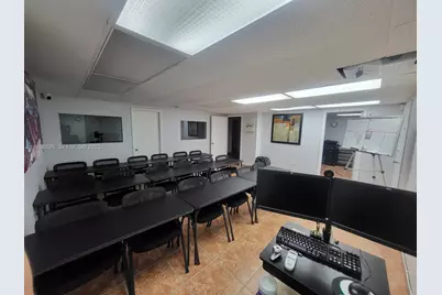 13499 Biscayne Blvd #CU207, North Miami, FL 33181 - Photo 5