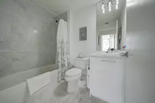 244 Biscayne Blvd, Miami, FL 33132 - Photo 17