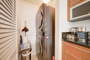 244 Biscayne Blvd, Miami, FL 33132 - Photo 13