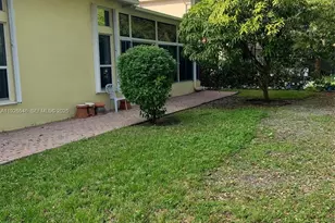 7116 W Pinecreek Way, Coconut Creek, FL 33073 - Photo 31