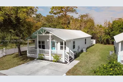 2 Poinciana Cove Rd, Saint Augustine, FL 32084 - Photo 1