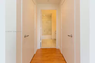 1050 Brickell Ave #606, Miami, FL 33131 - Photo 17