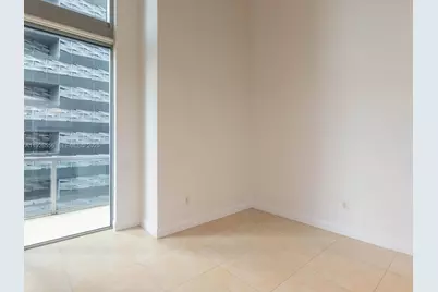 1050 Brickell Ave #606, Miami, FL 33131 - Photo 7