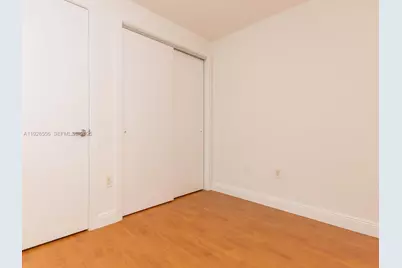 1050 Brickell Ave #606, Miami, FL 33131 - Photo 21