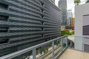 1050 Brickell Ave, Miami, FL 33131 - Photo 25