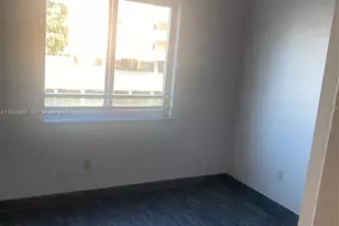 3755 NE 167th St, North Miami Beach, FL 33160 - Photo 3