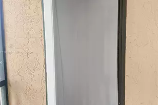 10313 NW 8th St, Pembroke Pines, FL 33026 - Photo 9