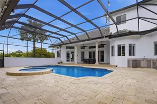 20401 SW 48th Pl, Southwest Ranches, FL 33332 - Photo 11