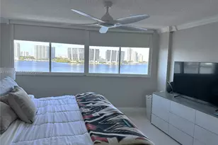 18000 N Bay Rd, Sunny Isles Beach, FL 33160 - Photo 11