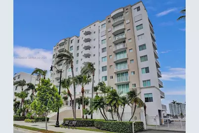 18000 N Bay Rd #603, Sunny Isles Beach, FL 33160 - Photo 3