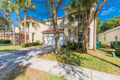 7665 NW 19th Ct, Pembroke Pines, FL 33024 - Photo 3