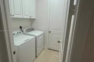 115 E Riverwalk Cir E, Plantation, FL 33325 - Photo 9