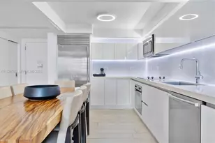 102 24th St, Miami Beach, FL 33139 - Photo 15