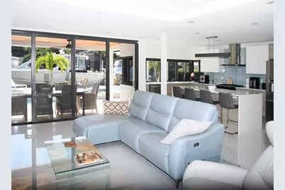 2734 SE 14th St, Pompano Beach, FL 33062 - Photo 11