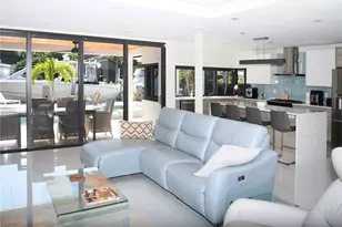 2734 SE 14th St, Pompano Beach, FL 33062 - Photo 11