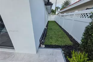 2734 SE 14th St, Pompano Beach, FL 33062 - Photo 49