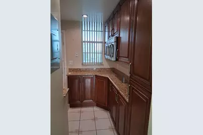 2905 Point East Dr #L302, Aventura, FL 33160 - Photo 3