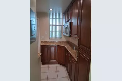 2905 Point East Dr #L302, Aventura, FL 33160 - Photo 3