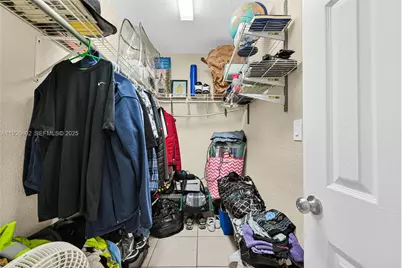 4020 E 10th Ave, Hialeah, FL 33013 - Photo 45