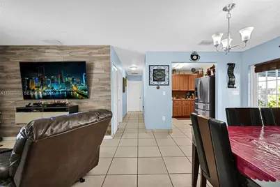 4020 E 10th Ave, Hialeah, FL 33013 - Photo 15