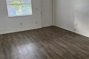 2520 NE 181st St, North Miami Beach, FL 33160 - Photo 7