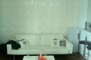 350 NE 24th St, Miami, FL 33137 - Photo 3