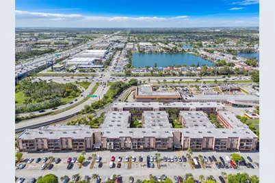 1900 W 68th St #F302, Hialeah, FL 33014 - Photo 23