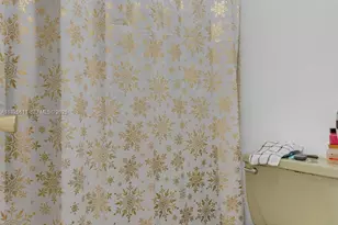 1900 W 68th St, Hialeah, FL 33014 - Photo 19