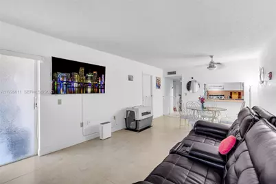 1900 W 68th St #F302, Hialeah, FL 33014 - Photo 5