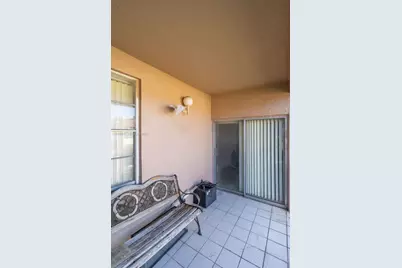 1900 W 68th St #F302, Hialeah, FL 33014 - Photo 21