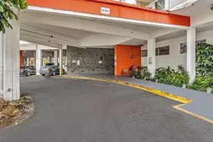 1301 NE Miami Gardens Dr, Miami, FL 33179 - Photo 13