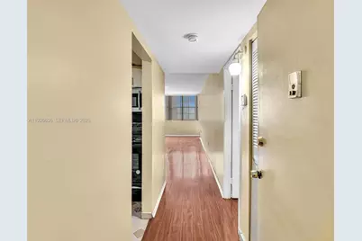 1301 NE Miami Gardens Dr #813W, Miami, FL 33179 - Photo 1