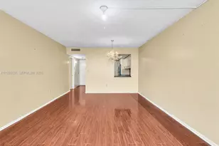 1301 NE Miami Gardens Dr, Miami, FL 33179 - Photo 3