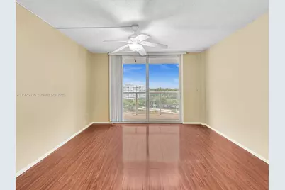 1301 NE Miami Gardens Dr #813W, Miami, FL 33179 - Photo 7