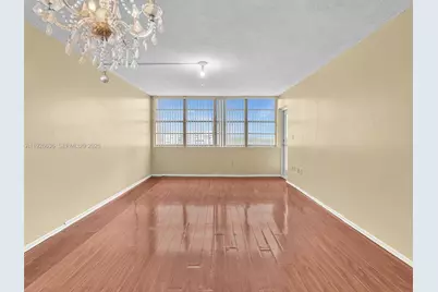 1301 NE Miami Gardens Dr #813W, Miami, FL 33179 - Photo 21