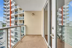 1301 NE Miami Gardens Dr, Miami, FL 33179 - Photo 9