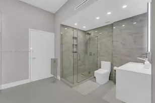 18011 Biscayne Blvd, Aventura, FL 33160 - Photo 15