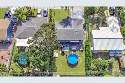 201 NW 51st Ct, Oakland Park, FL 33309 - Photo 3