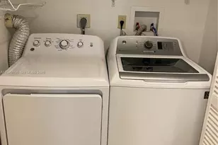 8811 SW 132nd Pl, Miami, FL 33186 - Photo 5