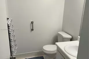 13255 SW 9th Ct, Pembroke Pines, FL 33027 - Photo 5