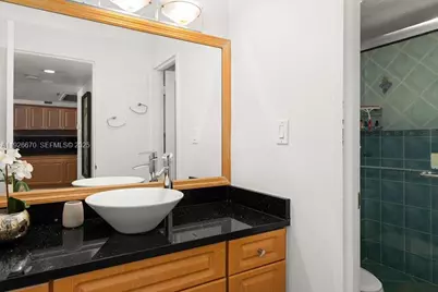 100 Lincoln Rd #702, Miami Beach, FL 33139 - Photo 19