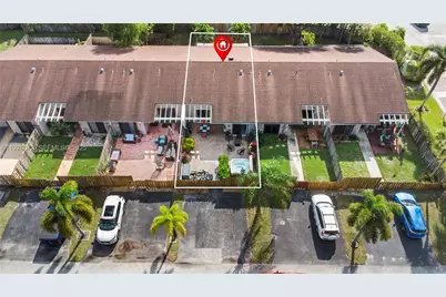 1056 E Lakes Dr, Deerfield Beach, FL 33064 - Photo 31