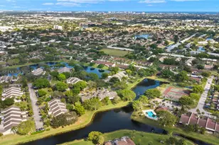1056 E Lakes Dr, Deerfield Beach, FL 33064 - Photo 33