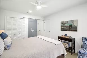 1056 E Lakes Dr, Deerfield Beach, FL 33064 - Photo 17