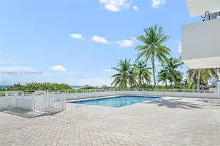 345 Ocean Dr, Miami Beach, FL 33139 - Photo 11